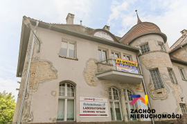 Lokal użytkowy 117m2 w budynku przy Szpitalu